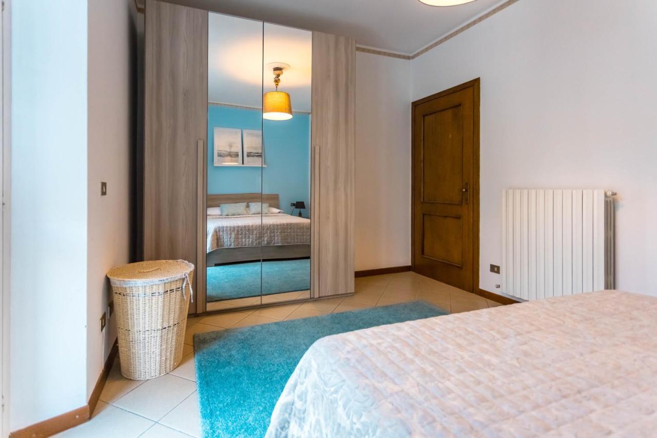 Porto Azzurro Apartment Varenna Bagian luar foto