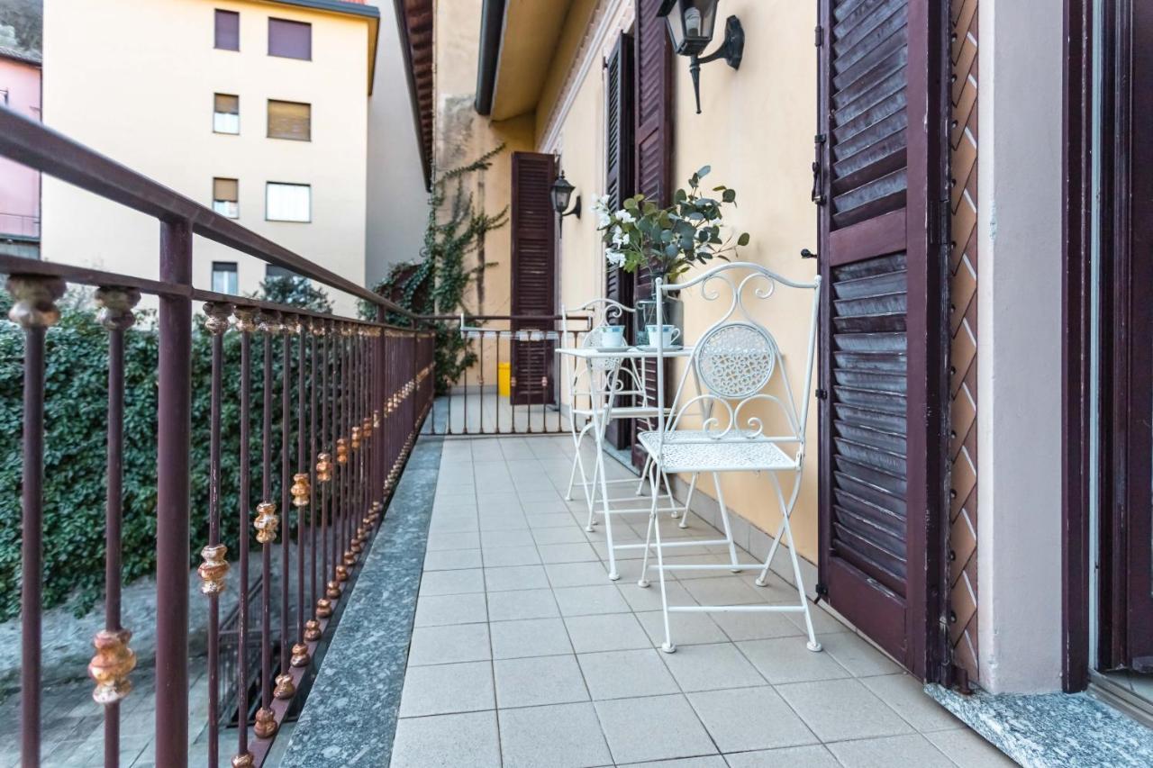 Porto Azzurro Apartment Varenna Bagian luar foto
