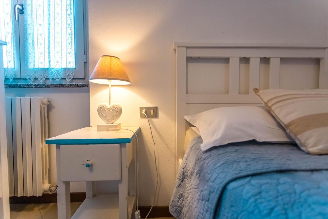 Porto Azzurro Apartment Varenna Bagian luar foto